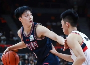 MK体育-北京男篮轻松取胜，全队发挥出色