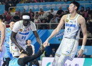 MK体育-南京航空豪取胜利，晋级下一轮比赛！